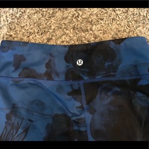 LuLu size 6 full length leggings